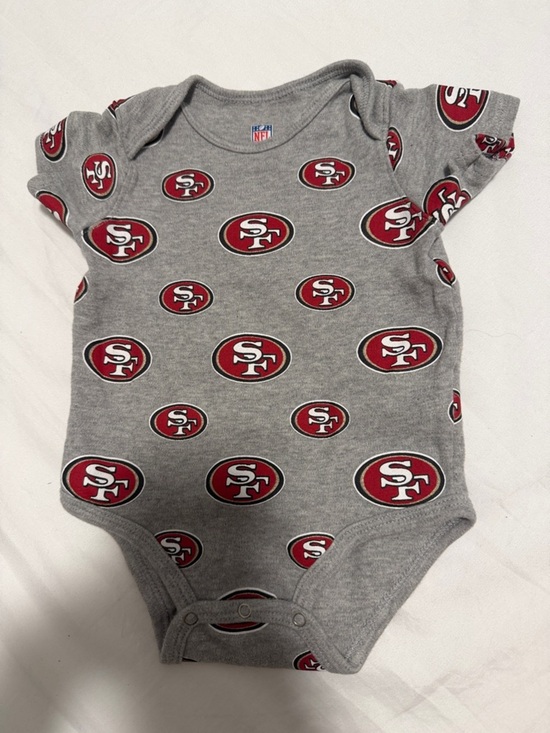 NFL Other - NFL San Francisco 49ers Gray & Red Baby One-Piece Bodysuit 3-6 months